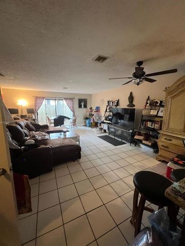 7983 NW 35th Ct 6, Coral Springs, FL 33065