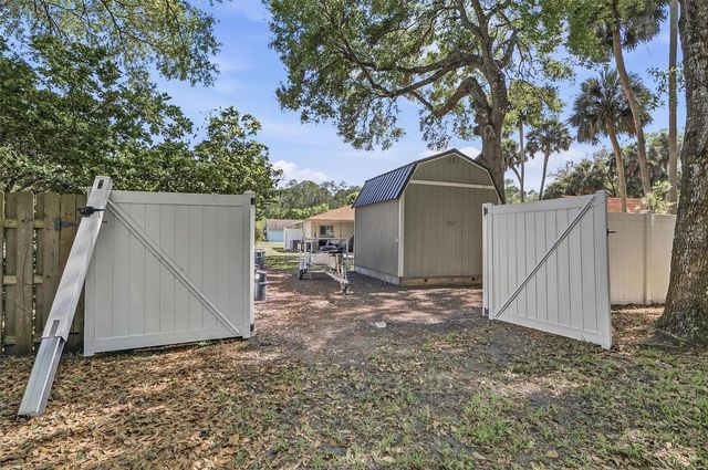 40 BAY SPRING PL, Palm Coast, FL 32137