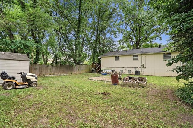 6710 CLEVELAND Avenue, Kansas City, KS 66104