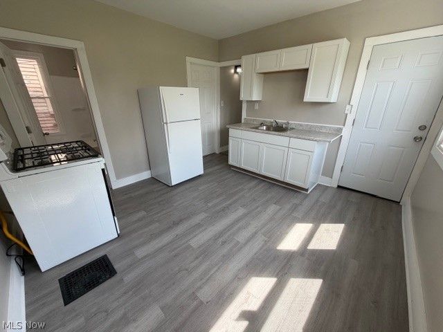 1427 E 92nd Street, Cleveland, OH 44106