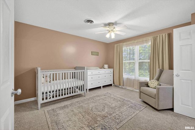 3405 MARYNOEL Avenue, Bettendorf, IA 52722