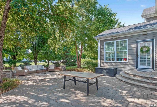 3405 MARYNOEL Avenue, Bettendorf, IA 52722