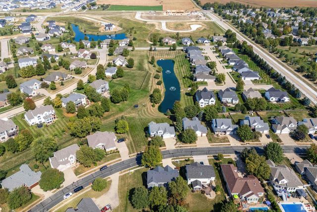 3405 MARYNOEL Avenue, Bettendorf, IA 52722