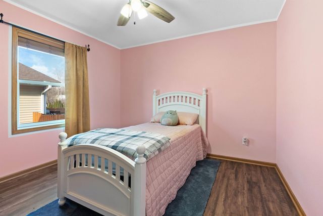 5531 Summerland Drive, Waterloo, IA 50701