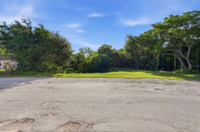 7810 CLARK MOODY BOULEVARD, Port Richey, FL 34668