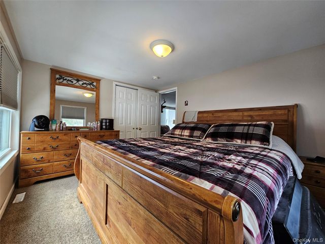 3 Mary Drive, Bloomingburg, NY 12721