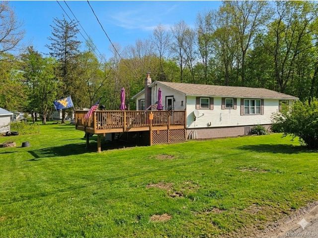 3 Mary Drive, Bloomingburg, NY 12721