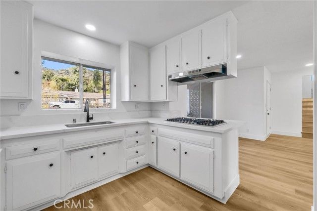 1004 E Saga Street, Glendora, CA 91741
