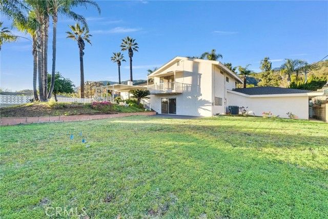 1004 E Saga Street, Glendora, CA 91741