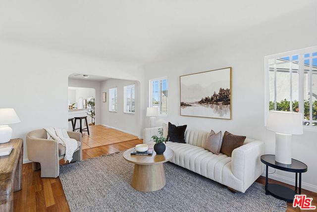 6320 W 83rd Street, Los Angeles, CA 90045