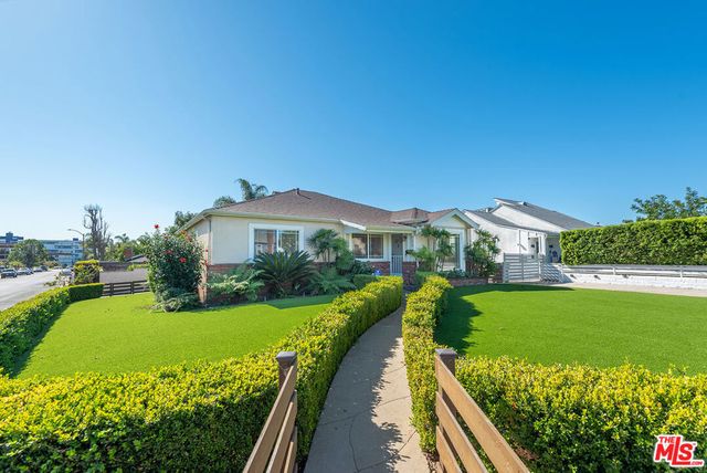 6320 W 83rd Street, Los Angeles, CA 90045