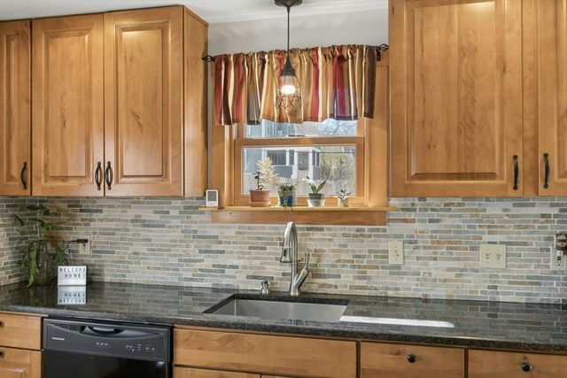 139 Ararat Street, Worcester, MA 01606