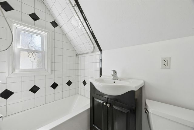 139 Ararat Street, Worcester, MA 01606