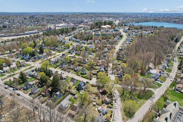 139 Ararat Street, Worcester, MA 01606