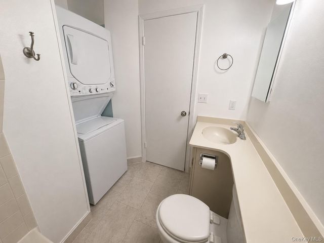 27 Lexington Hill 10, Harriman, NY 10926