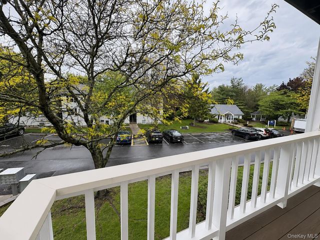 27 Lexington Hill 10, Harriman, NY 10926