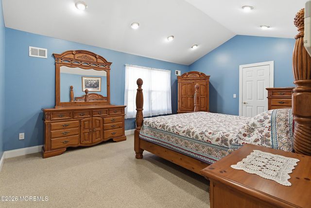 1060 E Veterans Highway, Jackson, NJ 08527