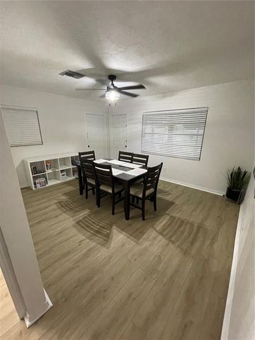 3211 W LEONA STREET, Tampa, FL 33629