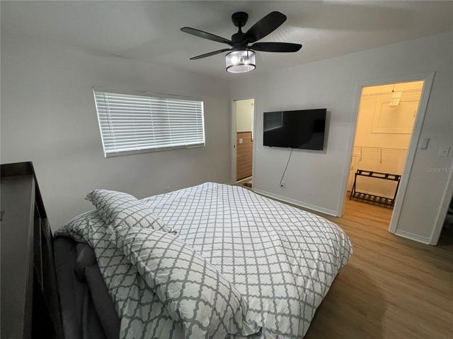 3211 W LEONA STREET, Tampa, FL 33629