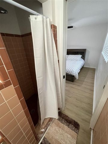 3211 W LEONA STREET, Tampa, FL 33629