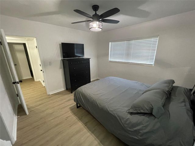 3211 W LEONA STREET, Tampa, FL 33629