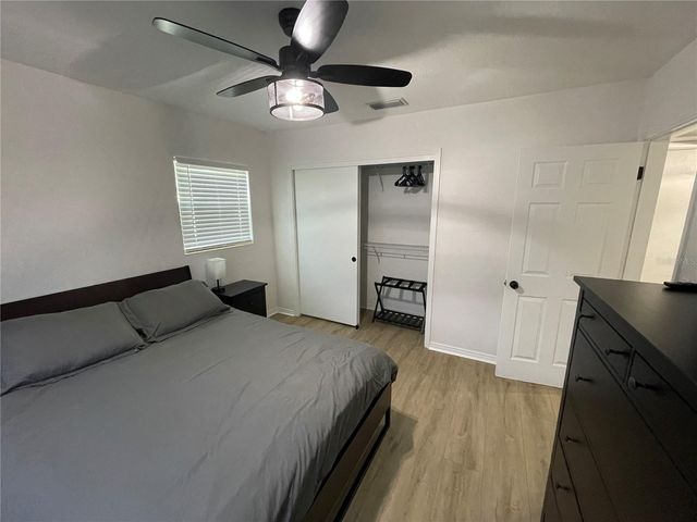 3211 W LEONA STREET, Tampa, FL 33629