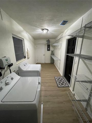 3211 W LEONA STREET, Tampa, FL 33629