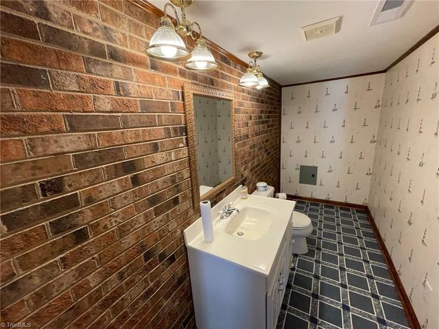 7235 Ledbetter Road, Climax, NC 27233