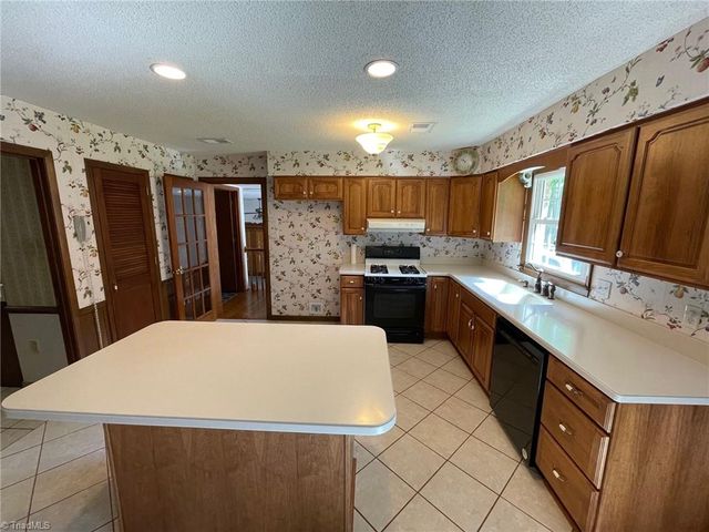 7235 Ledbetter Road, Climax, NC 27233