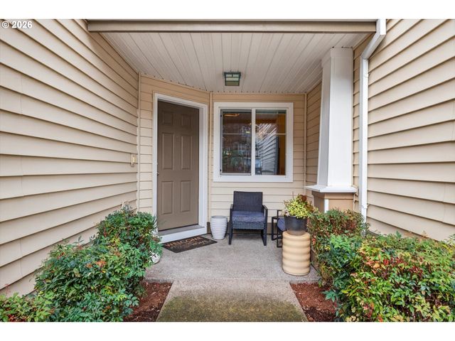 10797 Sw CANTERBURY Ln 103, Portland, OR 97224