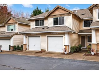 10797 Sw CANTERBURY Ln 103, Portland, OR 97224