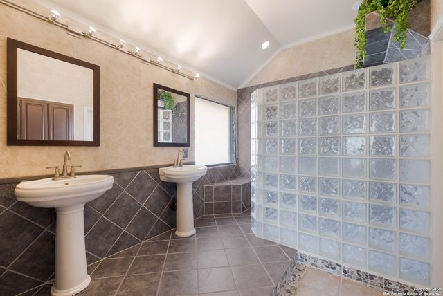 610 Lightstone, San Antonio, TX 78258