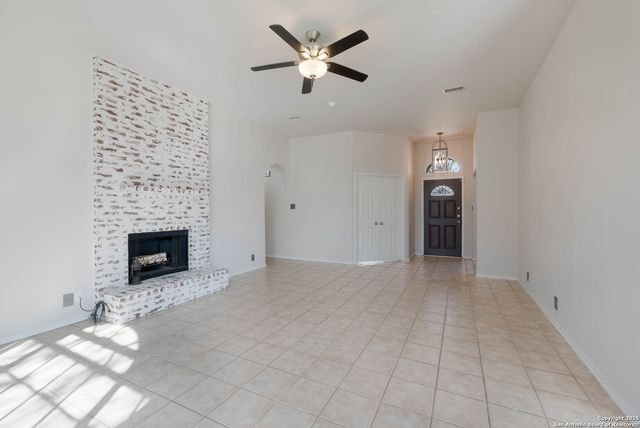 610 Lightstone, San Antonio, TX 78258