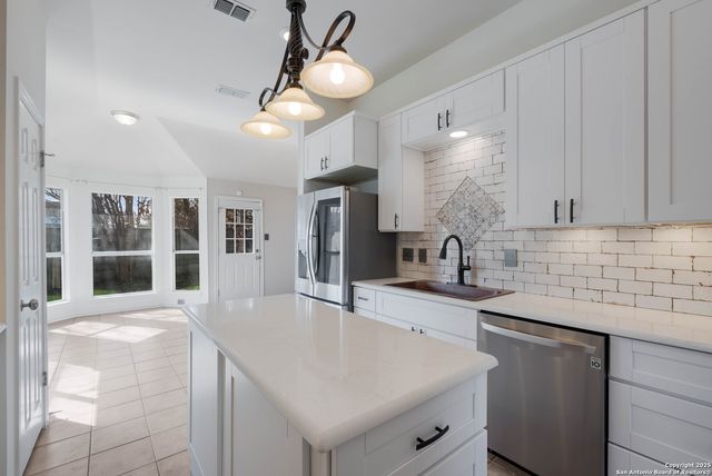 610 Lightstone, San Antonio, TX 78258