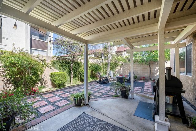 1553 Corte Santana, Upland, CA 91786