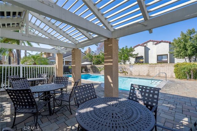 1553 Corte Santana, Upland, CA 91786