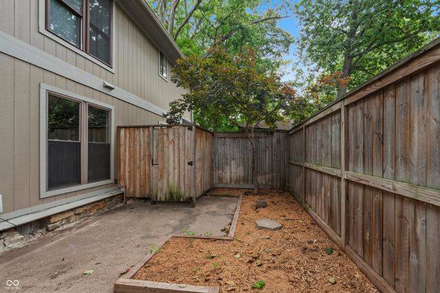 4206 Woodsage Trace, Indianapolis, IN 46237