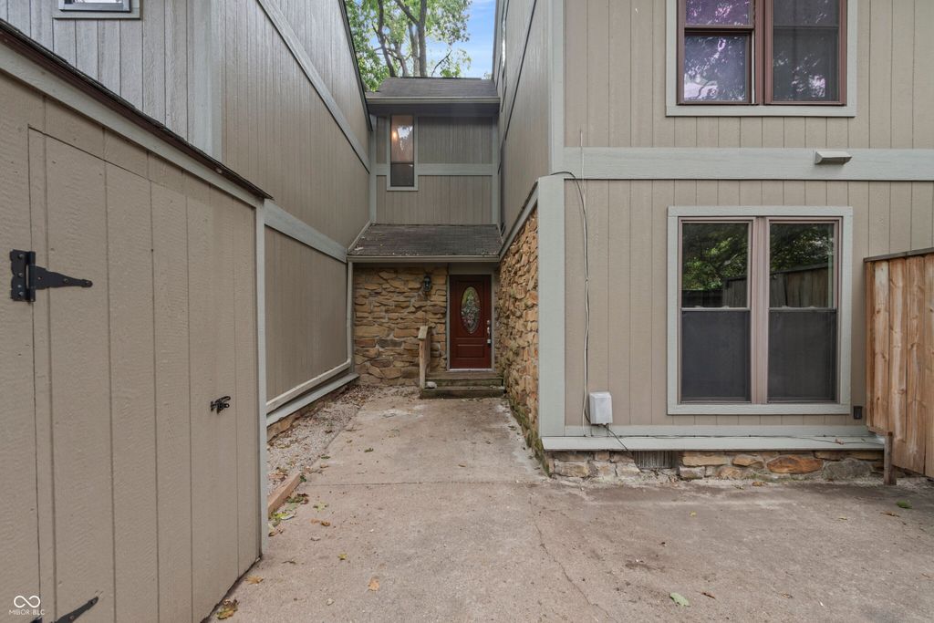 4206 Woodsage Trace, Indianapolis, IN 46237