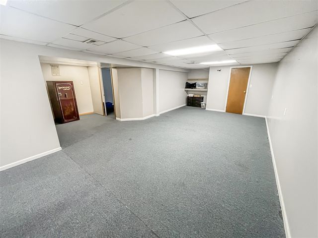 17828 Devonshire Street, Riverview, MI 48193