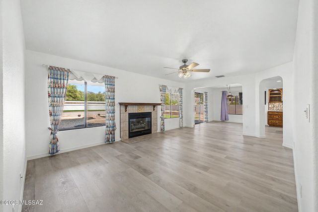 12592 N Pioneer Way, Oro Valley, AZ 85755
