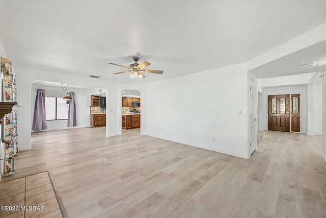12592 N Pioneer Way, Oro Valley, AZ 85755