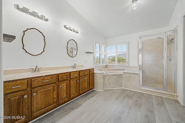 12592 N Pioneer Way, Oro Valley, AZ 85755