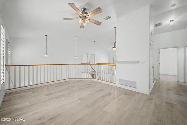 12592 N Pioneer Way, Oro Valley, AZ 85755