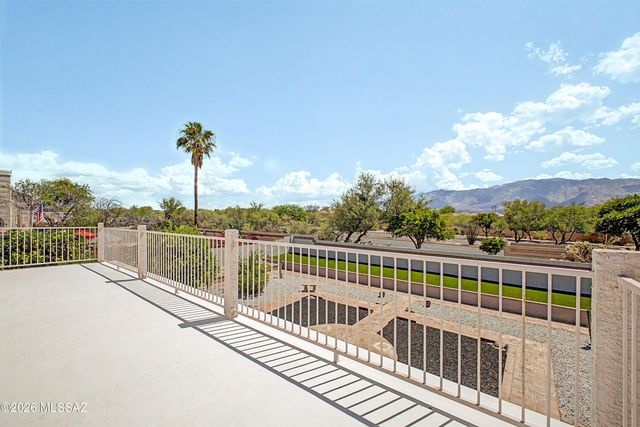 12592 N Pioneer Way, Oro Valley, AZ 85755