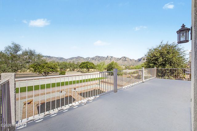 12592 N Pioneer Way, Oro Valley, AZ 85755