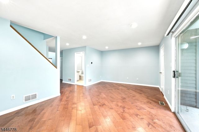 350 Greenfield Rd, Bridgewater Twp., NJ 08807