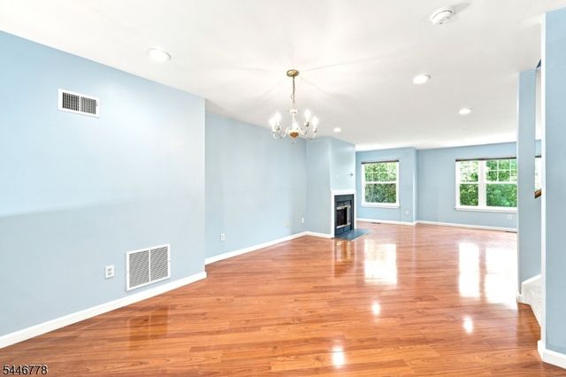 350 Greenfield Rd, Bridgewater Twp., NJ 08807