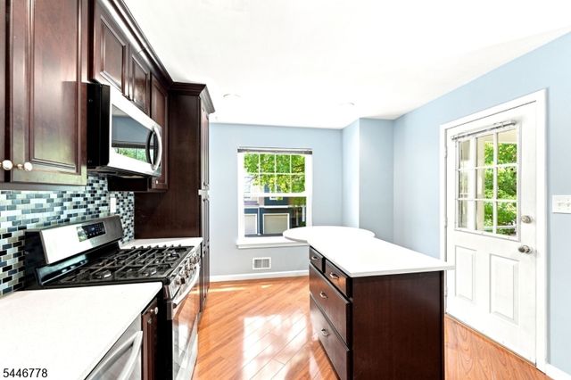 350 Greenfield Rd, Bridgewater Twp., NJ 08807