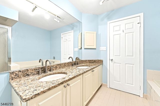350 Greenfield Rd, Bridgewater Twp., NJ 08807