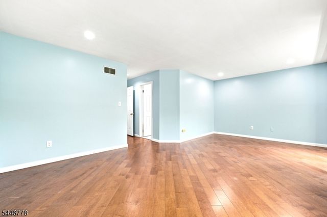 350 Greenfield Rd, Bridgewater Twp., NJ 08807